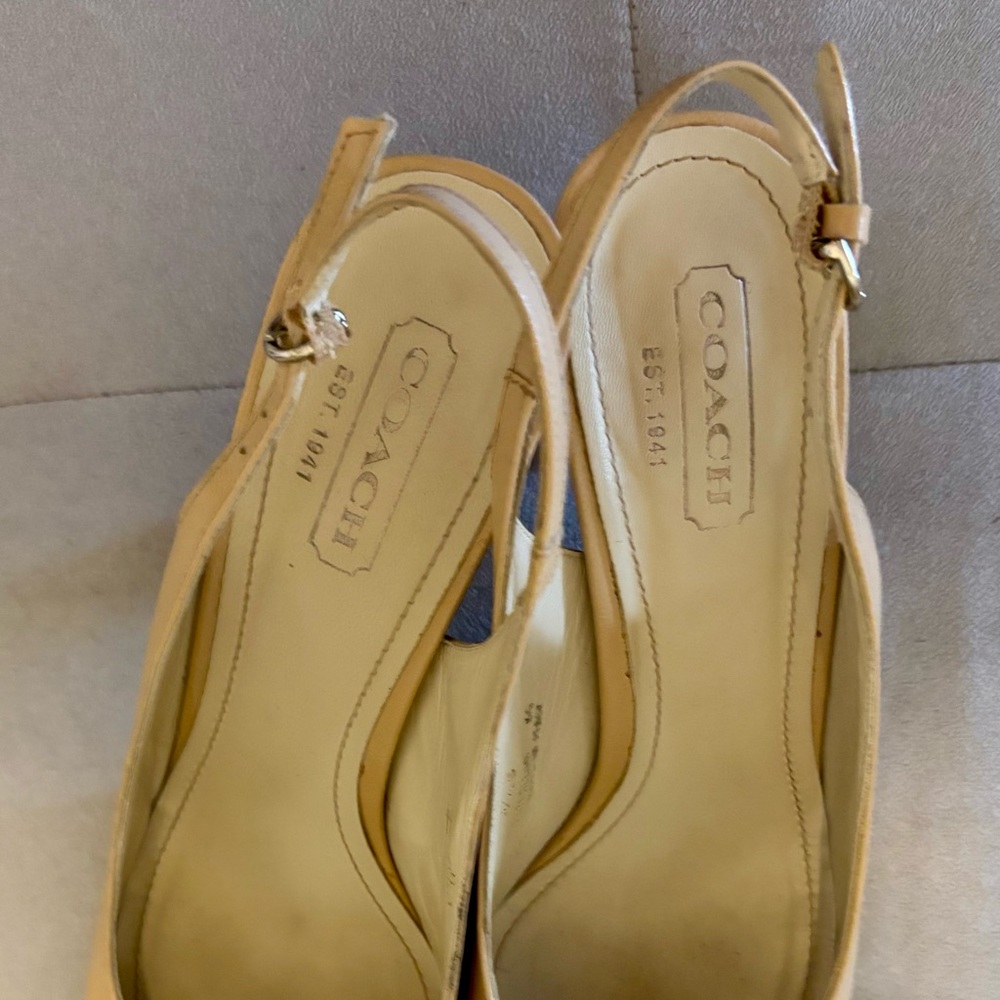 Coach stilettos - Picture 4 of 6